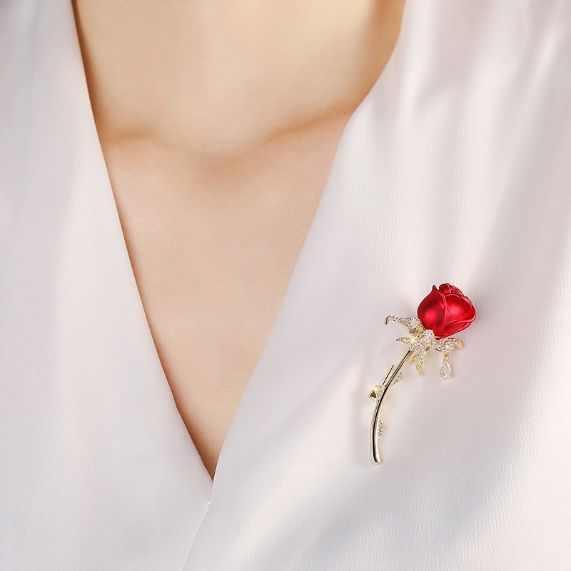 Nice Design Tulip Rose Brooch for Women Elegant Corsage Fashion Brooch Pin